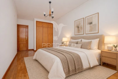 Apartamento T3 para Venda em Ferreiros e Gondizalves