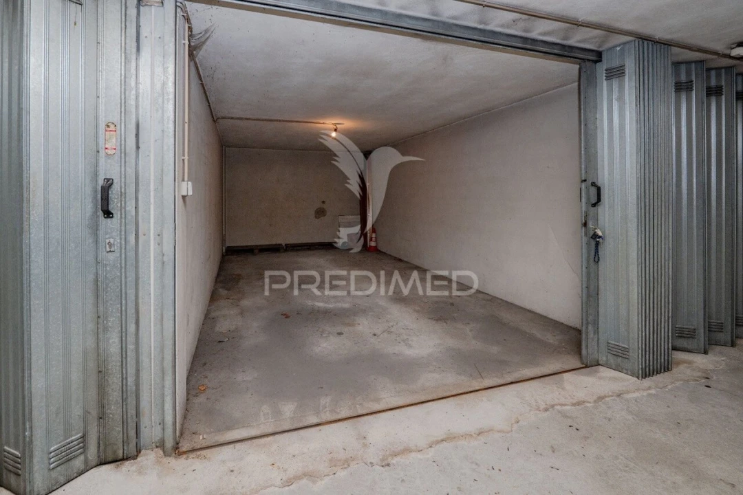 Apartamento T3 para Venda em Ferreiros e Gondizalves Foto 32