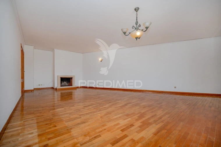 Apartamento T3 para Venda em Ferreiros e Gondizalves Foto 6