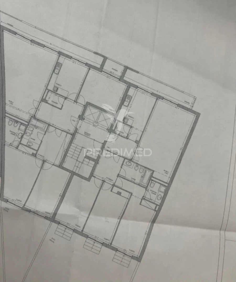 Apartamento T3 para Venda em Ferreiros e Gondizalves Foto 36