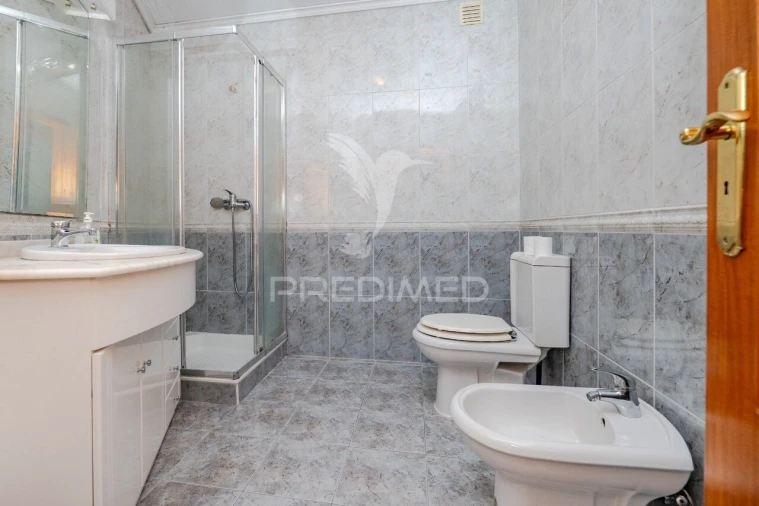 Apartamento T3 para Venda em Ferreiros e Gondizalves Foto 22