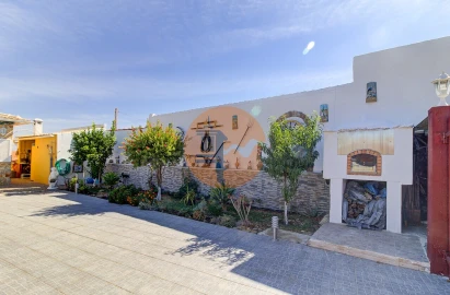Moradia T3 para Venda em Alcoutim e Pereiro