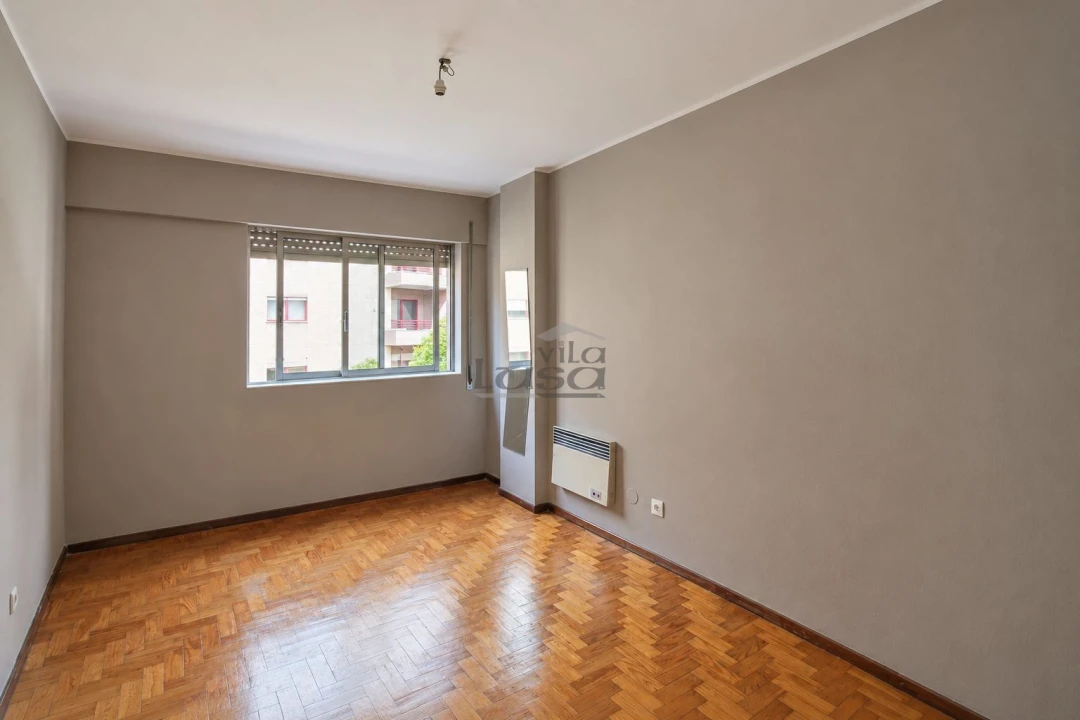 Apartamento T1 para Venda em Paranhos Foto 10