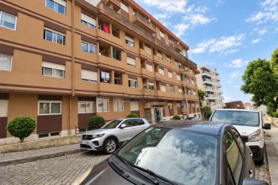 Apartamento T1 para Venda em Paranhos