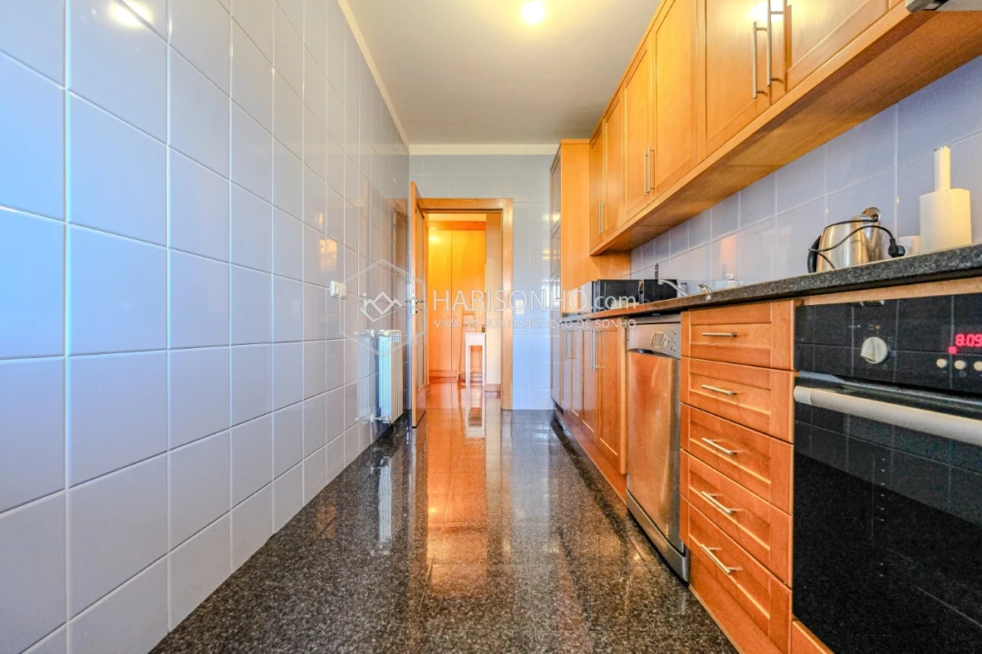 Apartamento T1 para Venda em Aguas Santas Foto 11