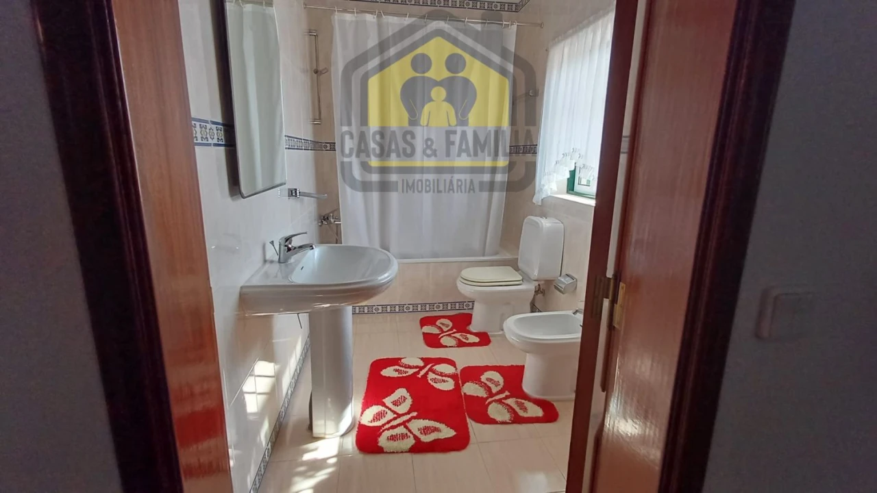 Moradia T5 para Venda em Nossa Sra de Fatima Foto 23