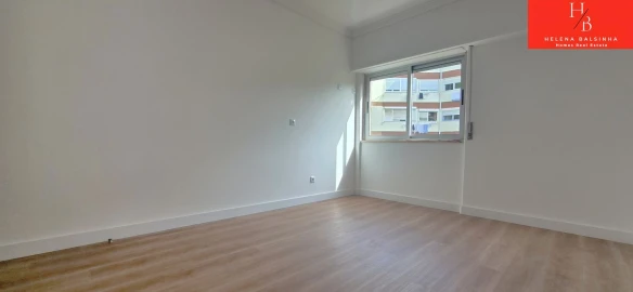 Apartamento T2 para Venda em Odivelas