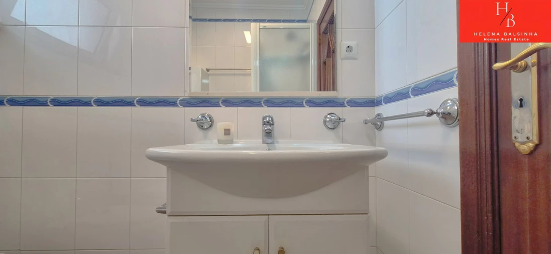 Apartamento T2 para Venda em Odivelas Foto 13