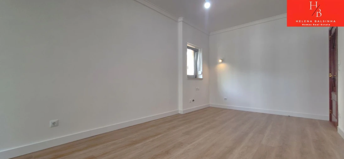Apartamento T2 para Venda em Odivelas Foto 6