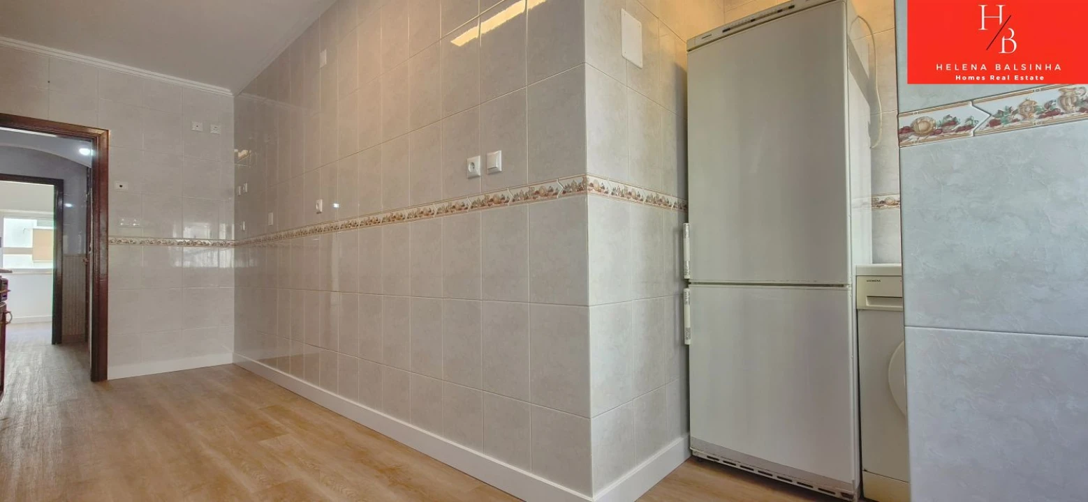 Apartamento T2 para Venda em Odivelas Foto 4
