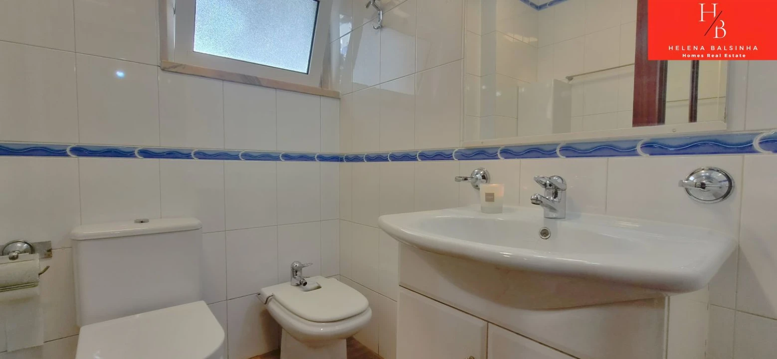 Apartamento T2 para Venda em Odivelas Foto 12