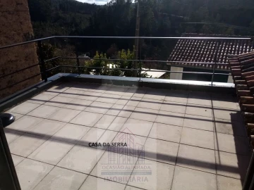 Moradia T2 para Venda em Castanheira de Pêra e Coentral