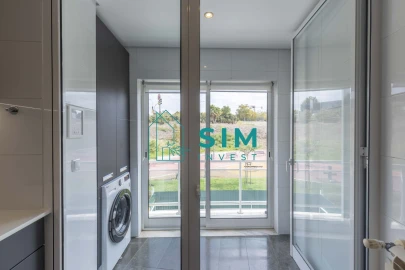 Apartamento T2 para Venda em Oeiras e São Julião da Barra, Paço de Arcos e Caxias