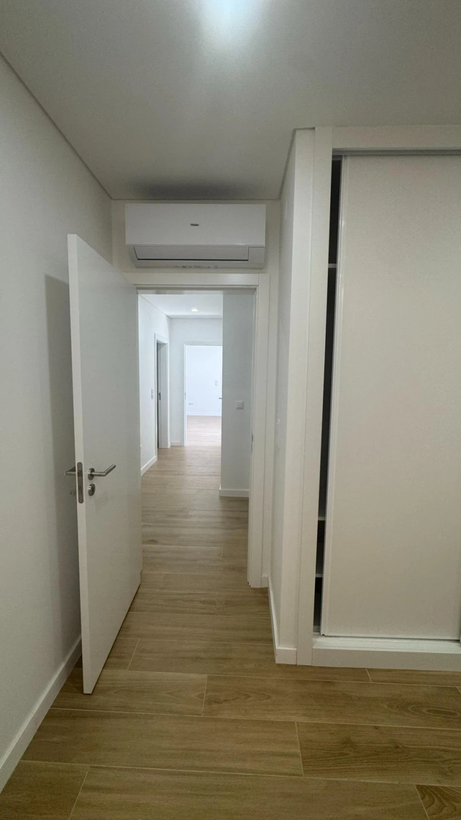 Moradia T4 para Venda em Fernao Ferro Foto 15