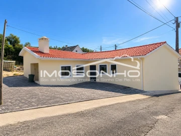 Moradia T2 para Venda em Caranguejeira