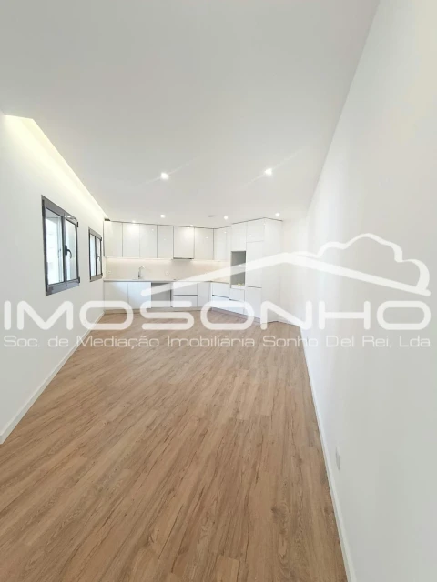 Moradia T2 para Venda em Caranguejeira