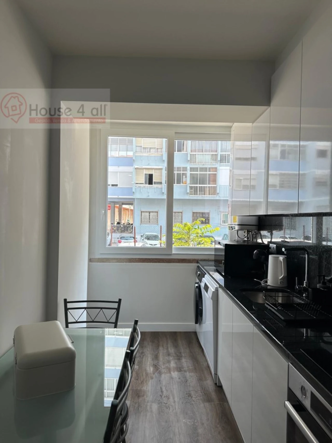 Quarto para Arrendamento em Benfica Foto 8