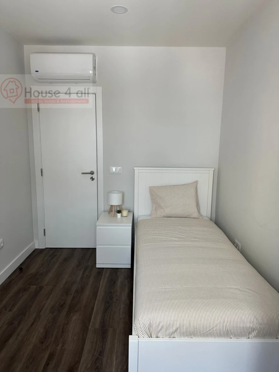 Quarto para Arrendamento em Benfica Foto 2