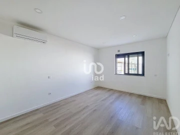 Moradia T3 para Venda em Algoz e Tunes