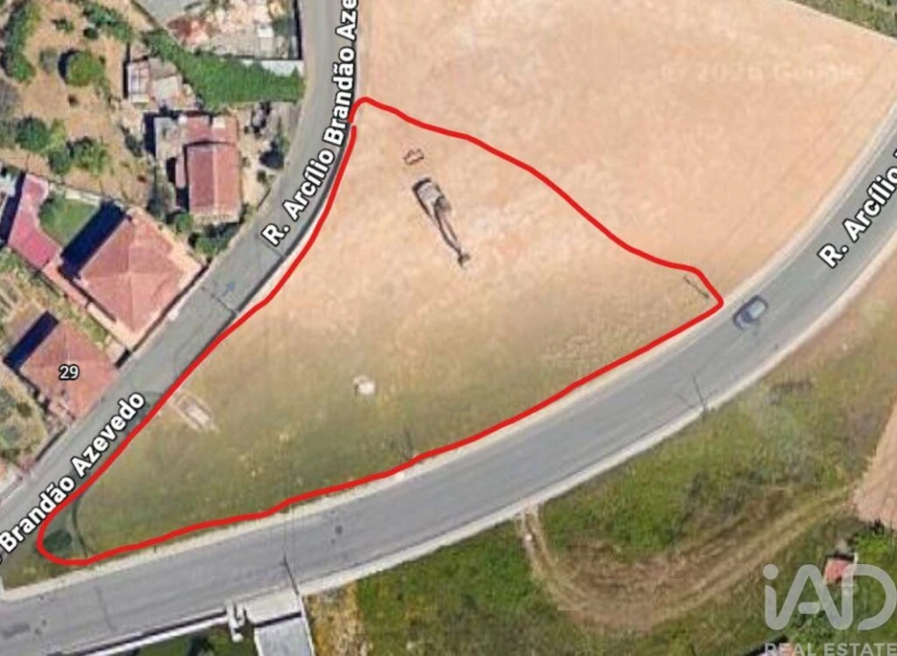 Terreno para Venda em O. Azeméis, Riba-Ul, Ul, Macinhata Seixa, Madail Foto 2