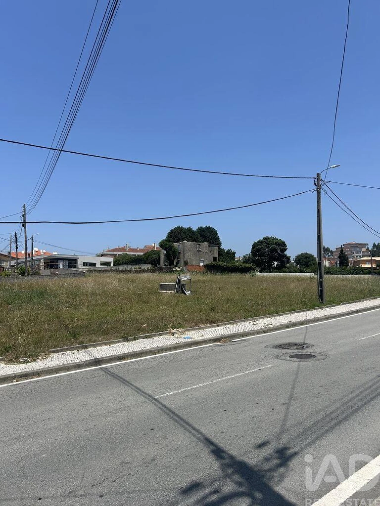 Terreno para Venda em O. Azeméis, Riba-Ul, Ul, Macinhata Seixa, Madail Foto 3