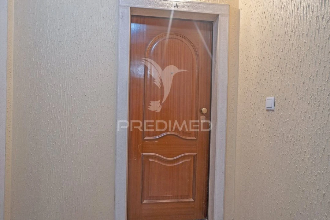 Apartamento T2 para Venda em Algueirão-Mem Martins Foto 17