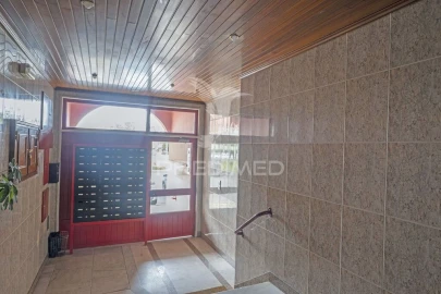 Apartamento T2 para Venda em Algueirão-Mem Martins
