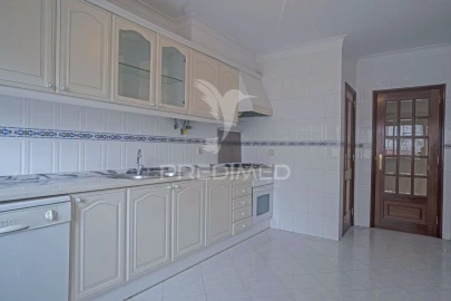 Apartamento T2 para Venda em Algueirão-Mem Martins