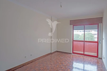 Apartamento T2 para Venda em Algueirão-Mem Martins