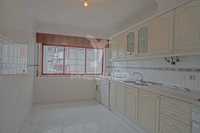 Apartamento T2 para Venda em Algueirão-Mem Martins