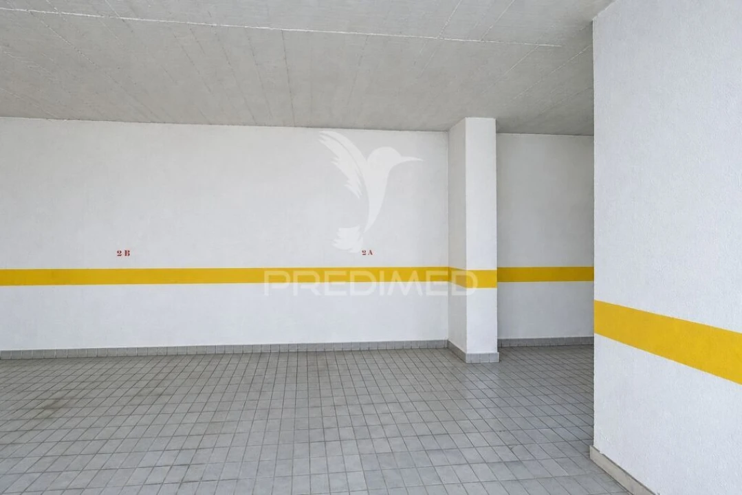 Apartamento T2 para Venda em Algueirão-Mem Martins Foto 19