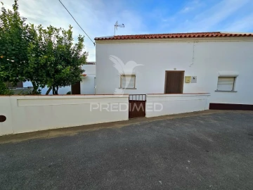 Moradia T3 para Venda em Santa Barbara de Padrões