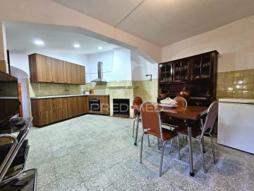 Moradia T3 para Venda em Santa Barbara de Padrões