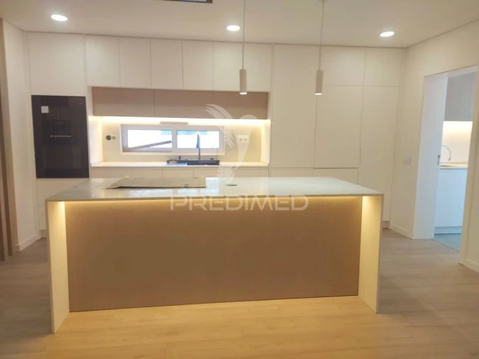 Moradia T3 para Venda em Fernao Ferro Foto 2
