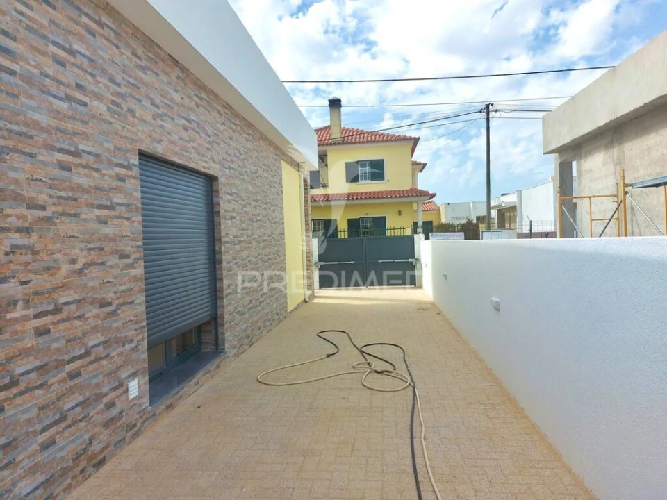 Moradia T3 para Venda em Fernao Ferro Foto 7
