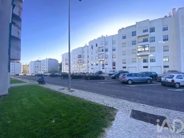 Apartamento T3 para Venda em Alenquer (Santo Estêvão e Triana)