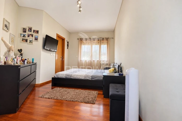 Apartamento T3 para Venda em Pedrouços Foto 8