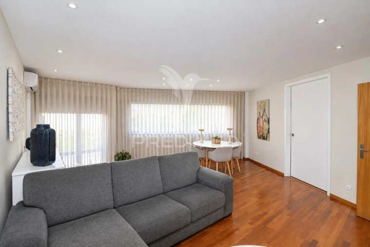 Apartamento T3 para Venda em Pedrouços Foto 6
