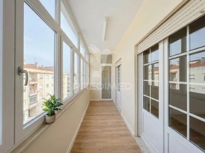 Apartamento T3 para Venda em Almada, Cova da Piedade, Pragal e Cacilhas Foto 13