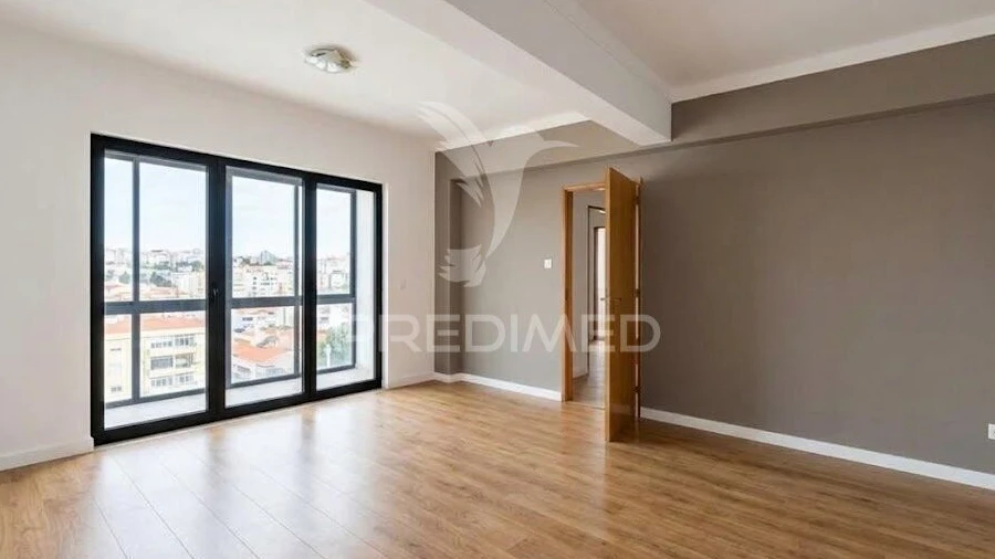 Apartamento T3 para Venda em Almada, Cova da Piedade, Pragal e Cacilhas