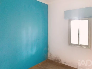 Prédio para Venda em Ramada e Caneças