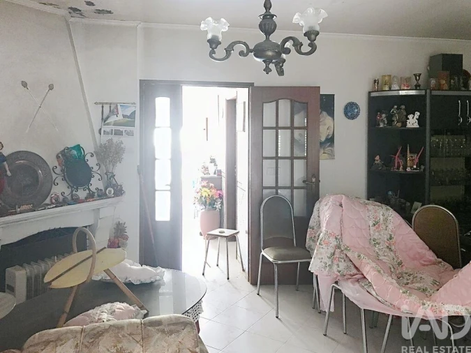 Prédio para Venda em Ramada e Caneças Foto 17