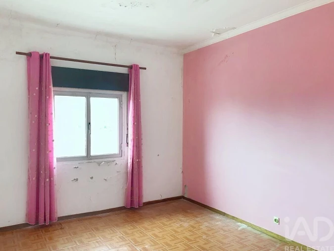 Prédio para Venda em Ramada e Caneças Foto 23