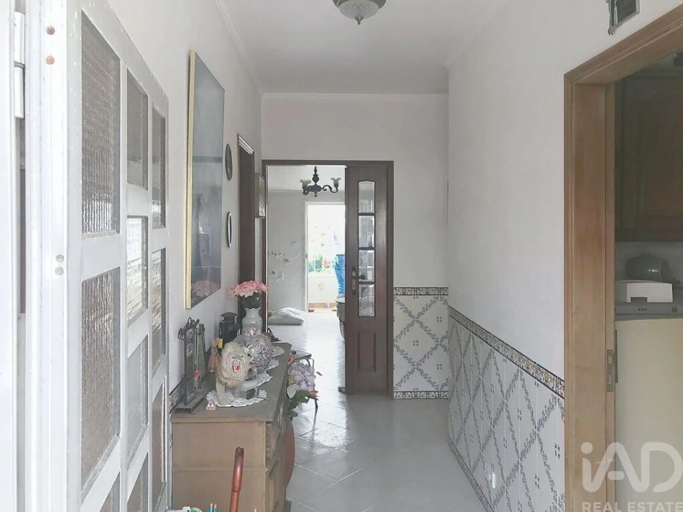 Prédio para Venda em Ramada e Caneças Foto 30