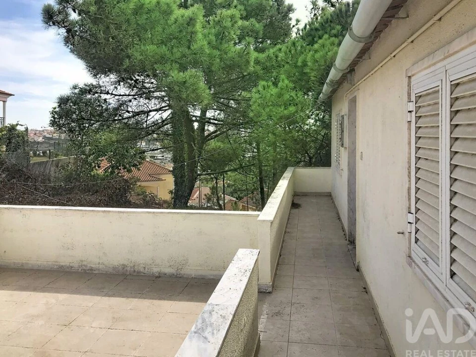 Prédio para Venda em Ramada e Caneças Foto 6