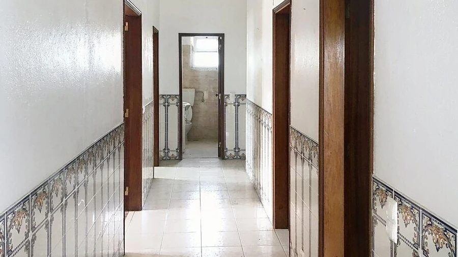 Prédio para Venda em Ramada e Caneças