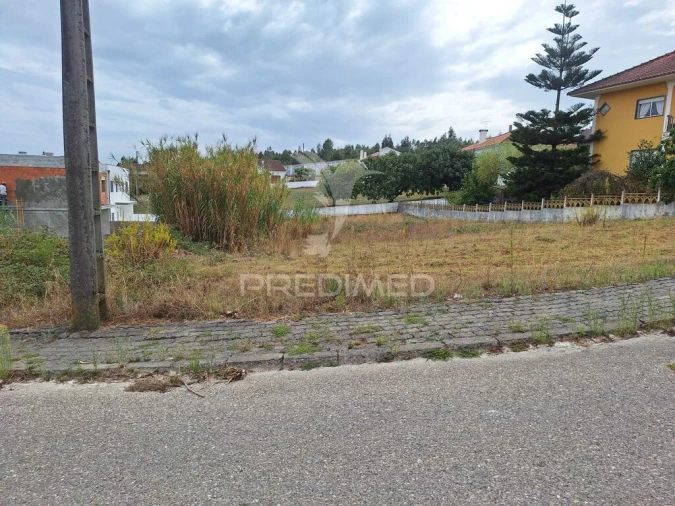 Terreno para Venda em Alcanede Foto 3