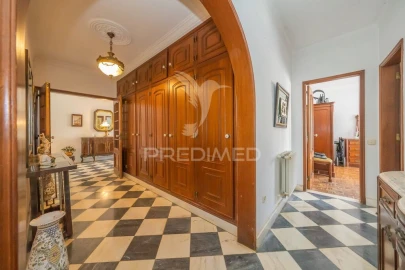 Moradia T6 para Venda em Azeitão (São Lourenço e São Simão)