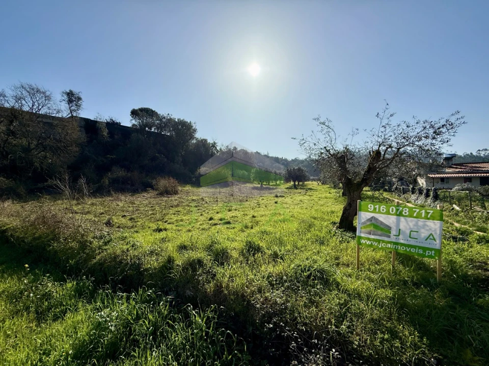 Terreno para Venda em Arrabal Foto 1