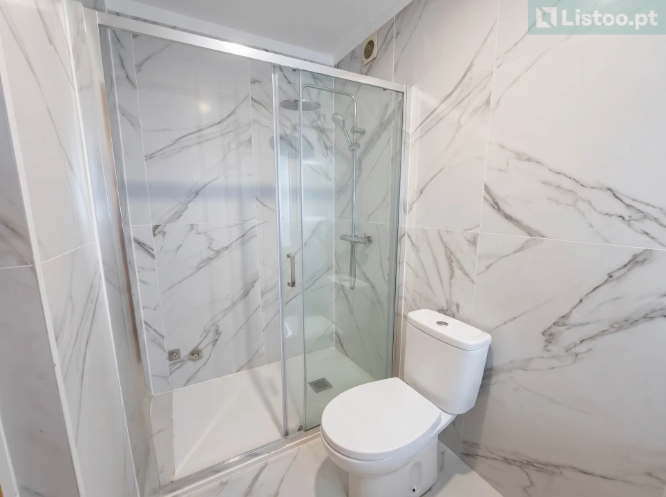 Apartamento T2 para Venda em Paranhos Foto 15